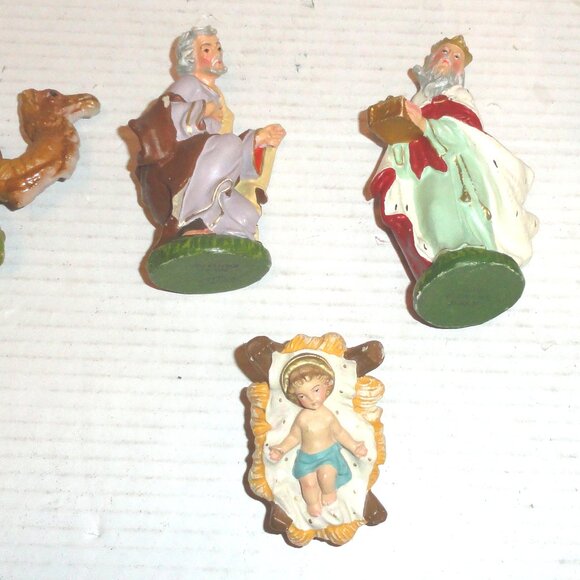 Lot of 5 VTG Hand Painted Composition Nativity Figures with Chip Damage READ - Picture 16 of 16